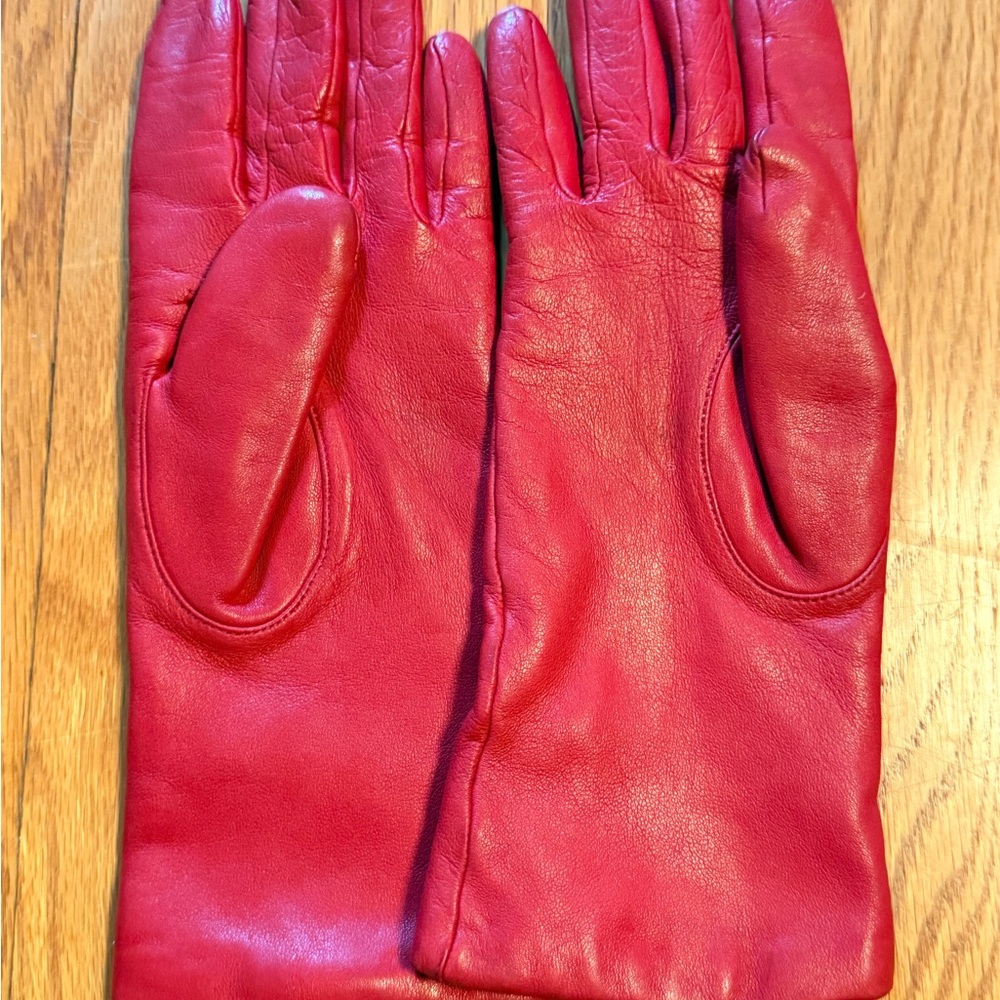 Vibrant Vintage Red Leather and Cashmere Gloves